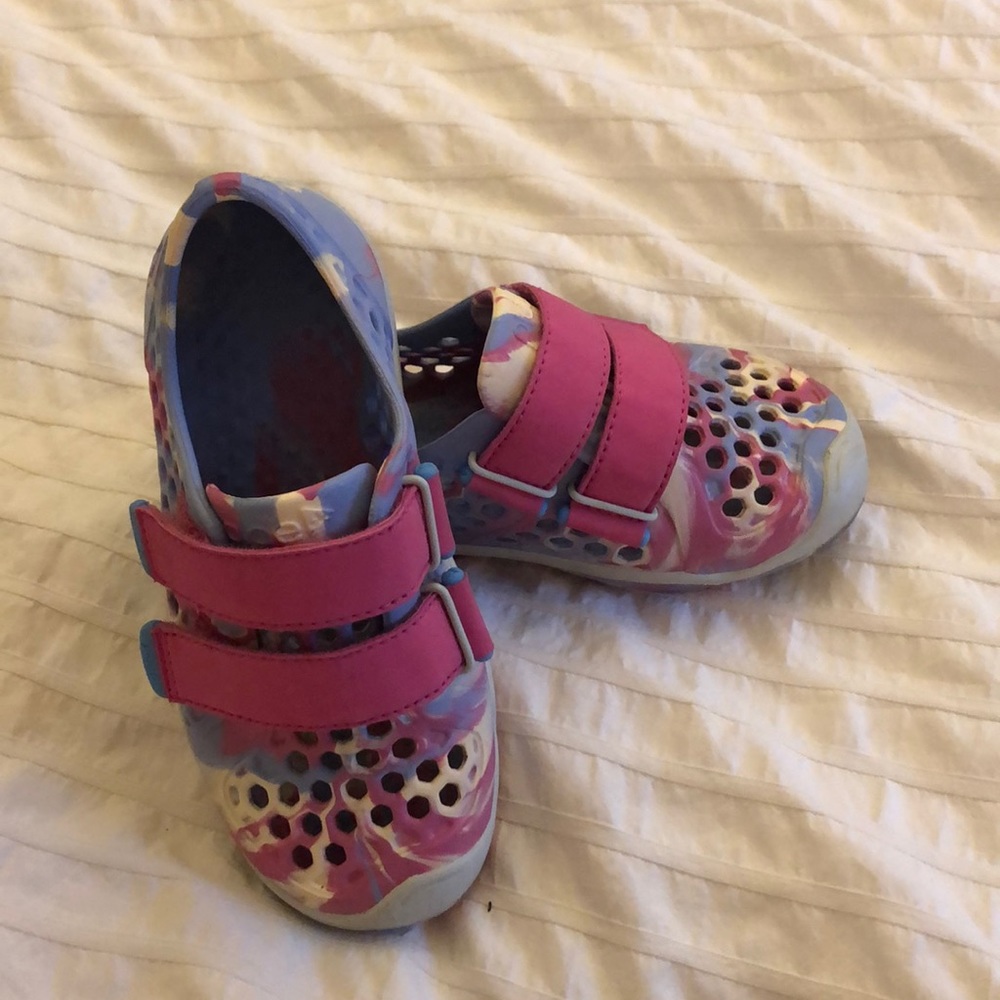 Plae US 11 shoes